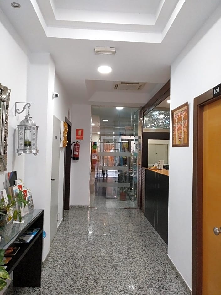 Hotel De Los Faroles