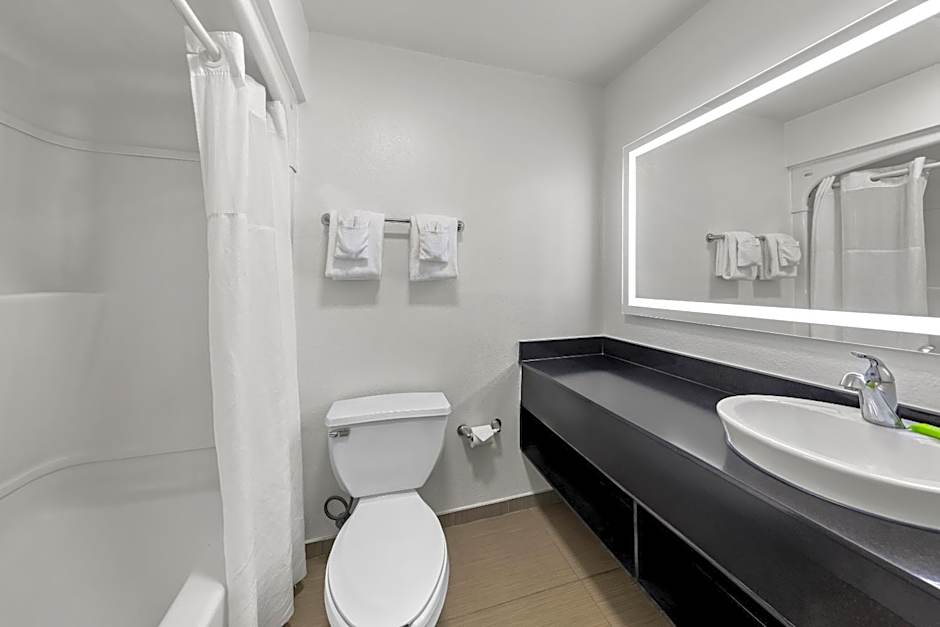 Quality Inn Fishers - Indianapolis