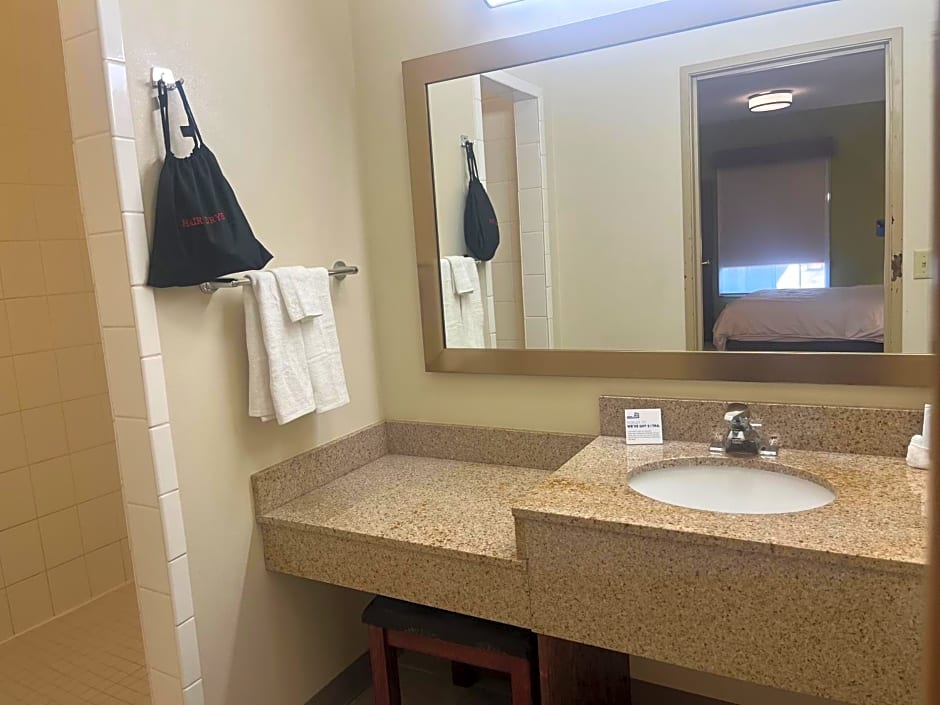 Holiday Inn Express Hotel & Suites Sioux Falls At Empire Mall By IHG