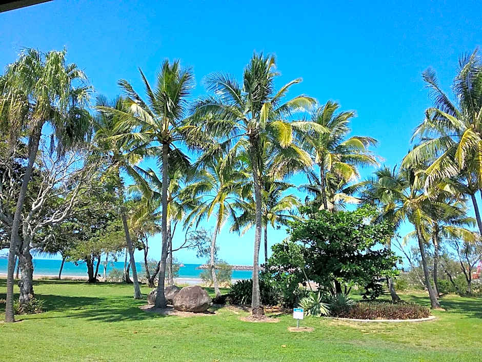 Hay Point Hotel/Motel