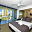 Moorings On Cavill Surfers Paradise