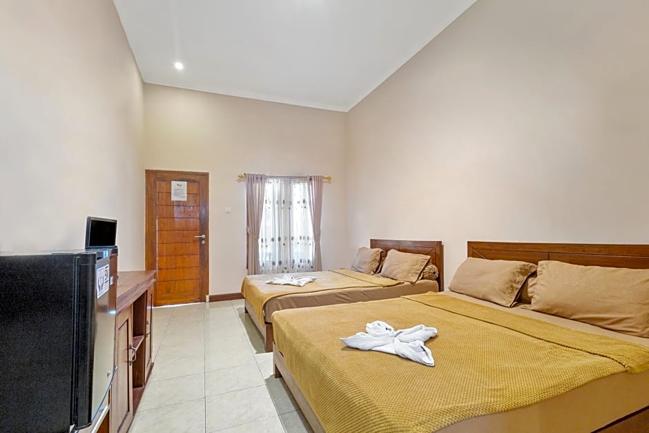 Sawarna Little Hula Hula