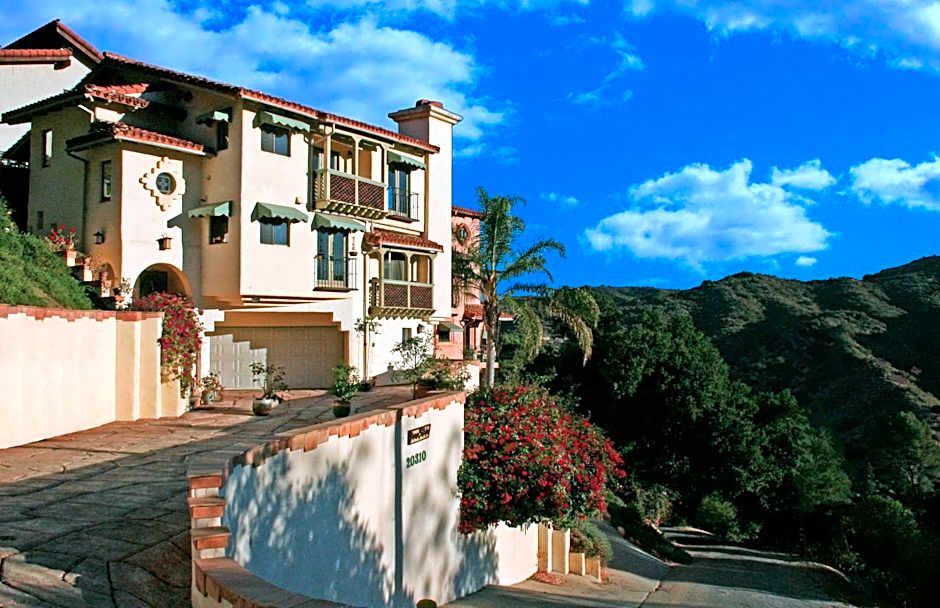 Topanga Canyon Inn Bed and Breakfast