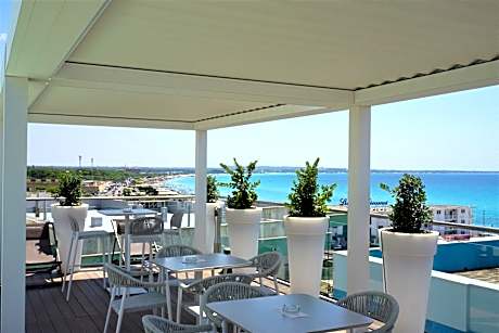 M&F Hotel
