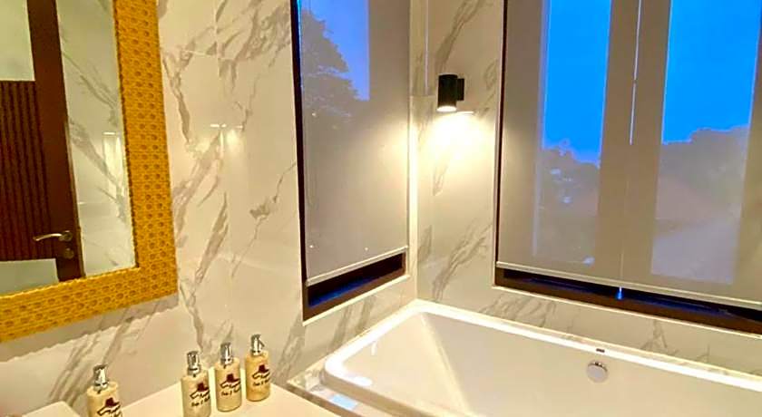 Kayangan Boutique Hotel