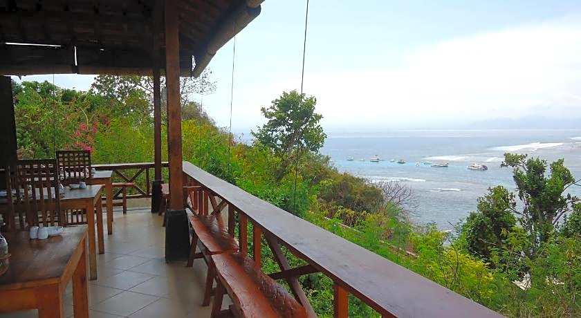 Lembongan Cliff Villas