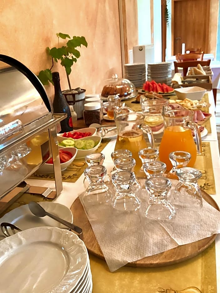 Hotel Karolina