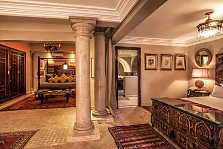 Junior Suite King Size Bed