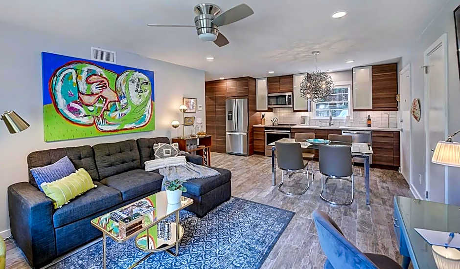 The Home Collection CLT: 510 Queens