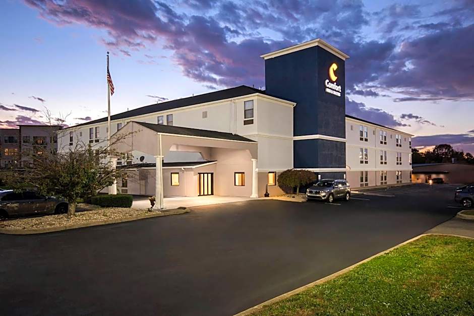 Comfort Inn & Suites Cincinnati Eastgate