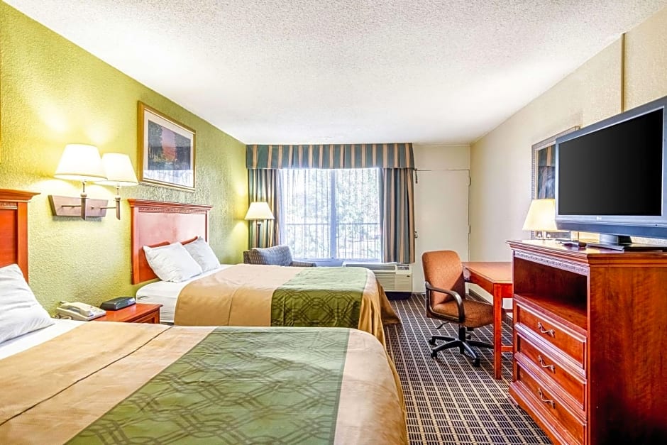 Rodeway Inn Central