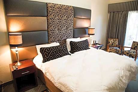 King Room with Garden View