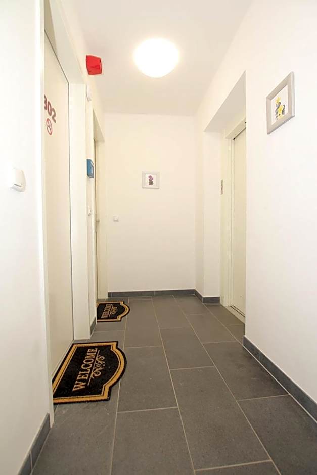 Apartment Hotel am Sand 24H