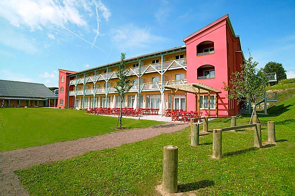 JUFA Hotel Vulkanland