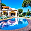 Exclusive Retreat in Vilamoura, private pool, off-street parking, Free AC wifi