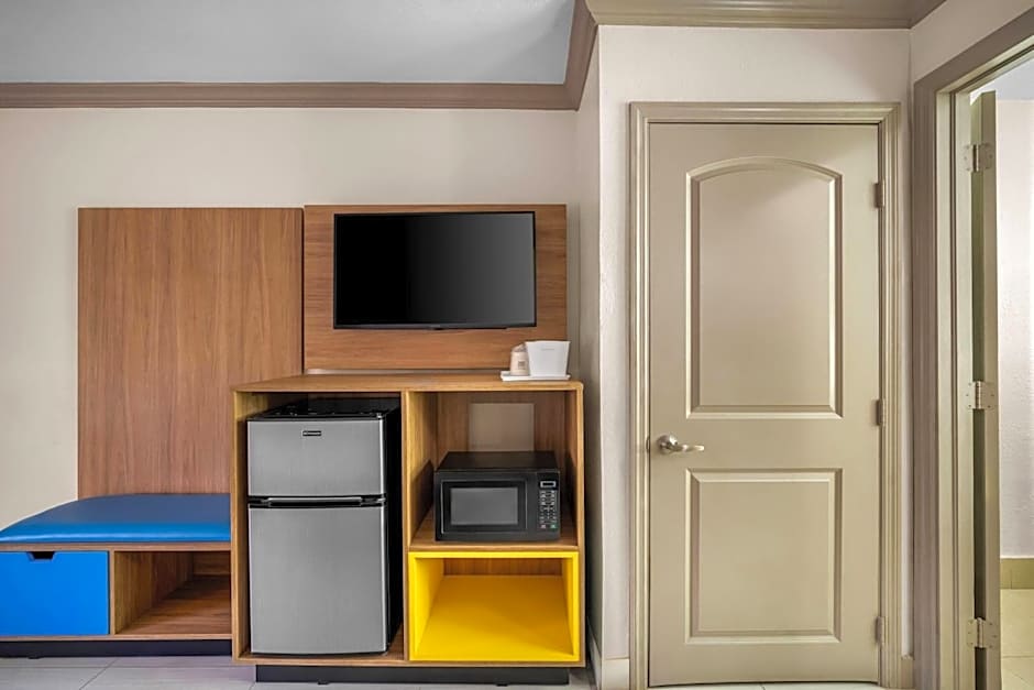 Days Inn by Wyndham Florida City