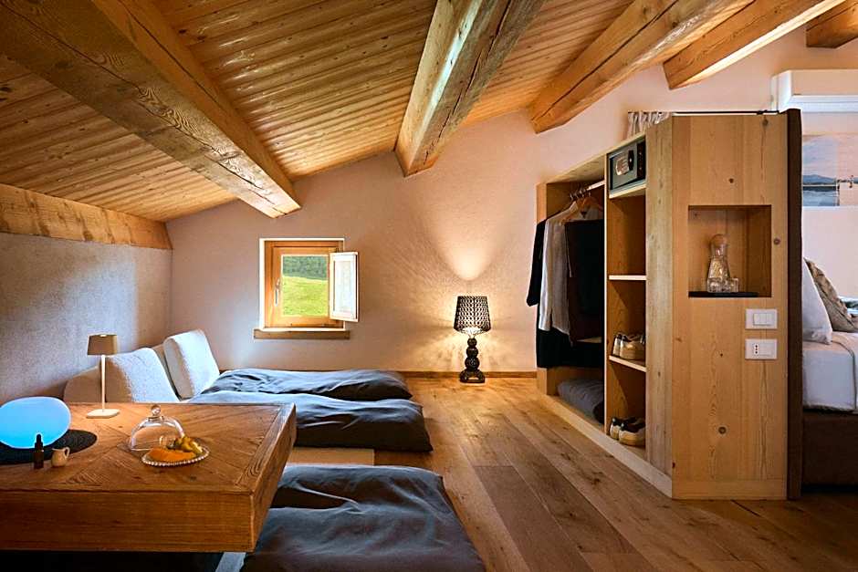 Aura Relais