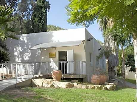 HI Maayan Harod Hostel