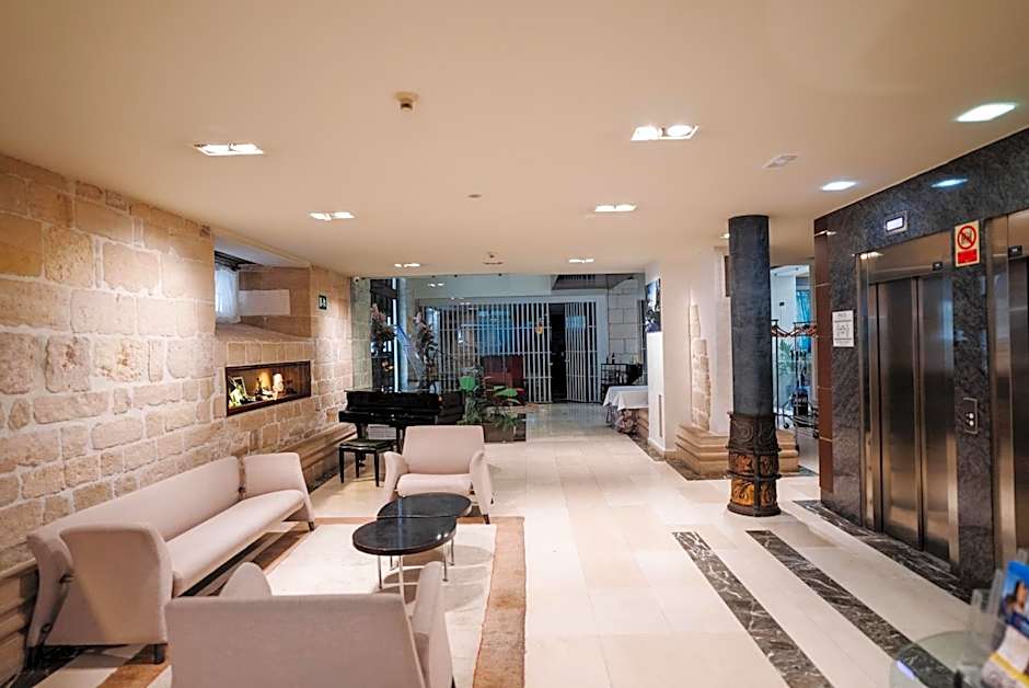 RICE Palacio de los Blasones