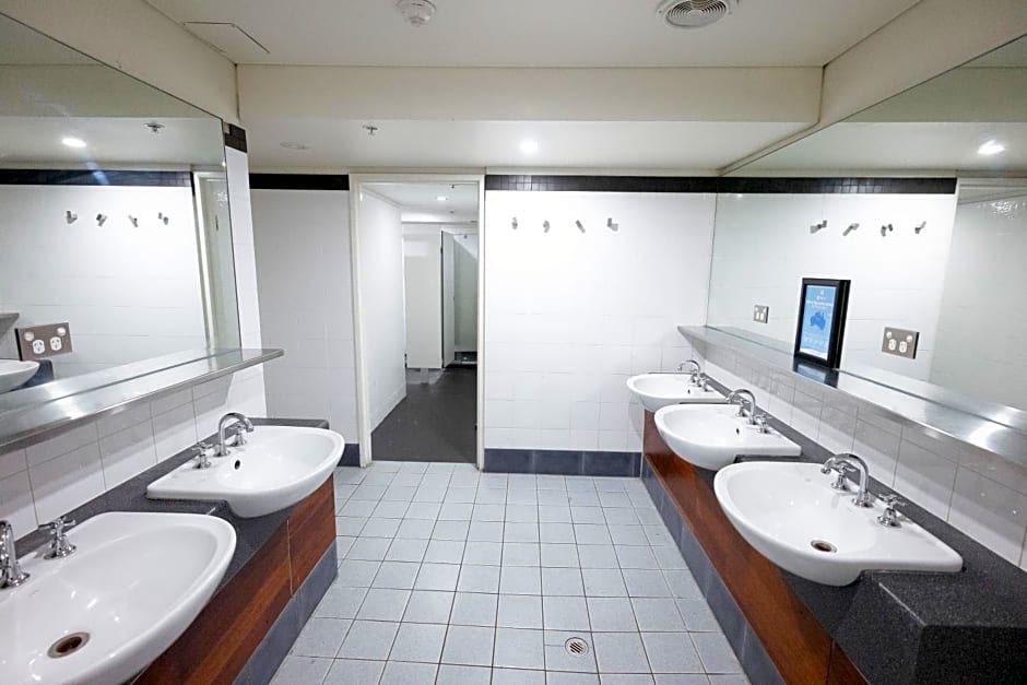 Melbourne Metro YHA