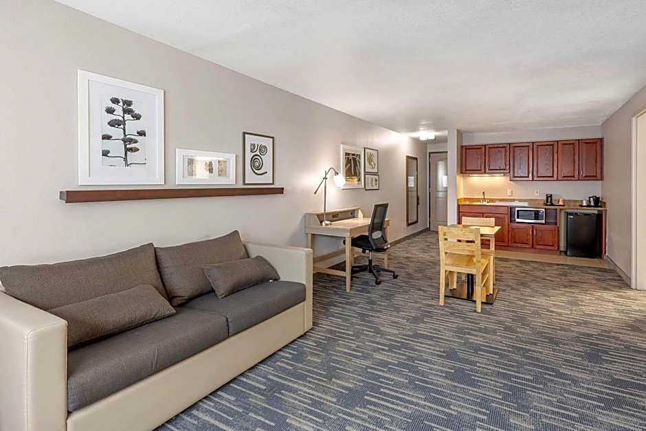 Country Inn & Suites by Radisson, St. Peters, MO