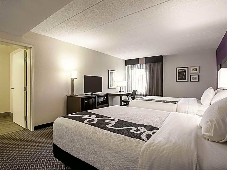 La Quinta Inn & Suites by Wyndham Baltimore N/White Marsh