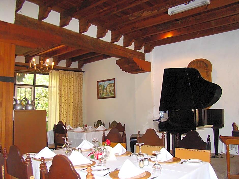 Mansion del Cupatitzio