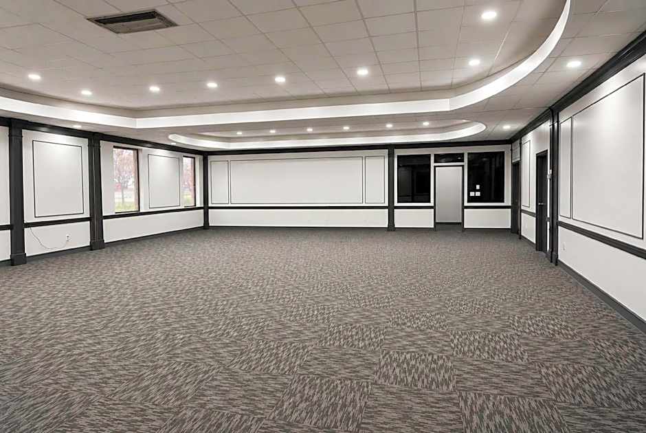 Super 8 by Wyndham Harrison OH