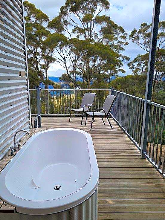 Huon Bush Retreats