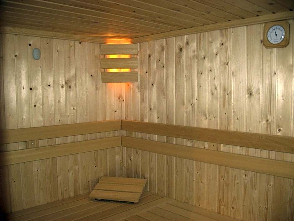 Okulski Grand Rozewie Pokoje i Apartamenty