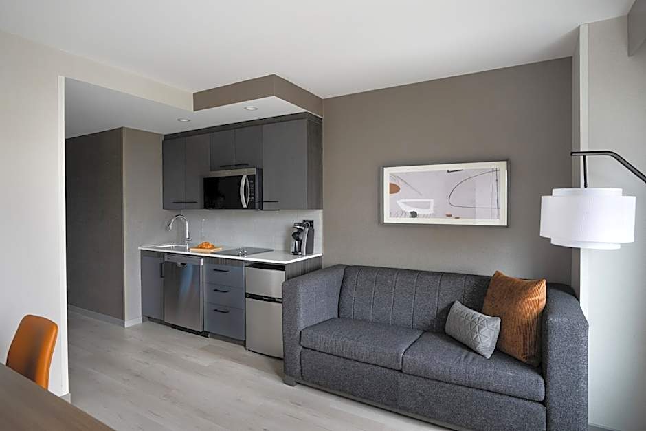 Hyatt House Washington Dc / Downtown/ Convention Center