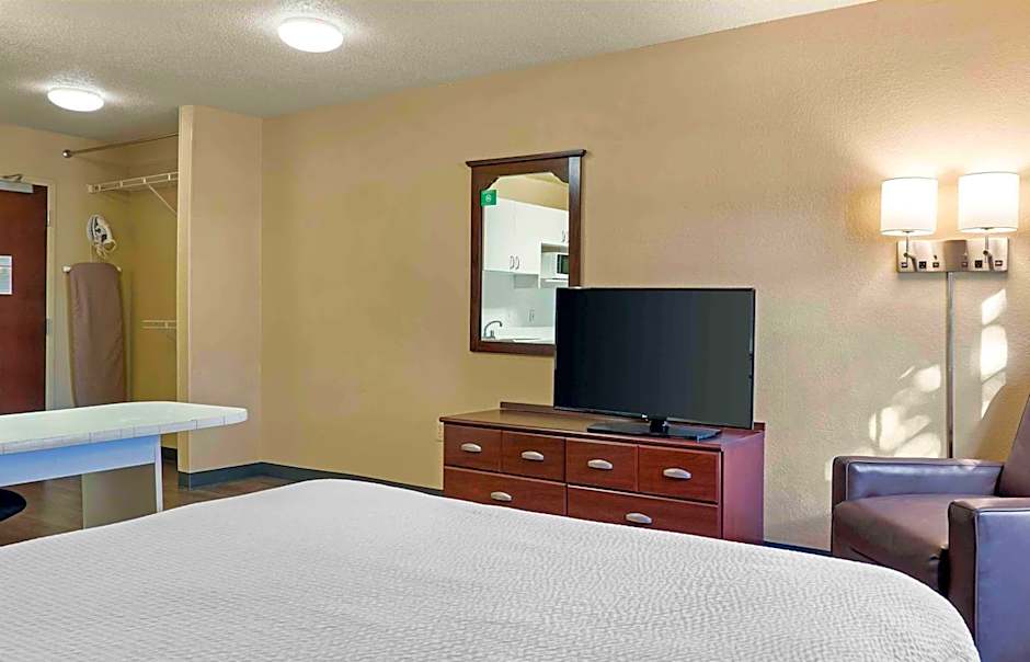 Extended Stay America Suites - Detroit - Novi - Haggerty Road