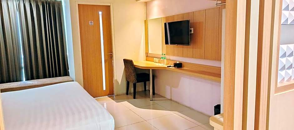 The Square Surabaya Hotel