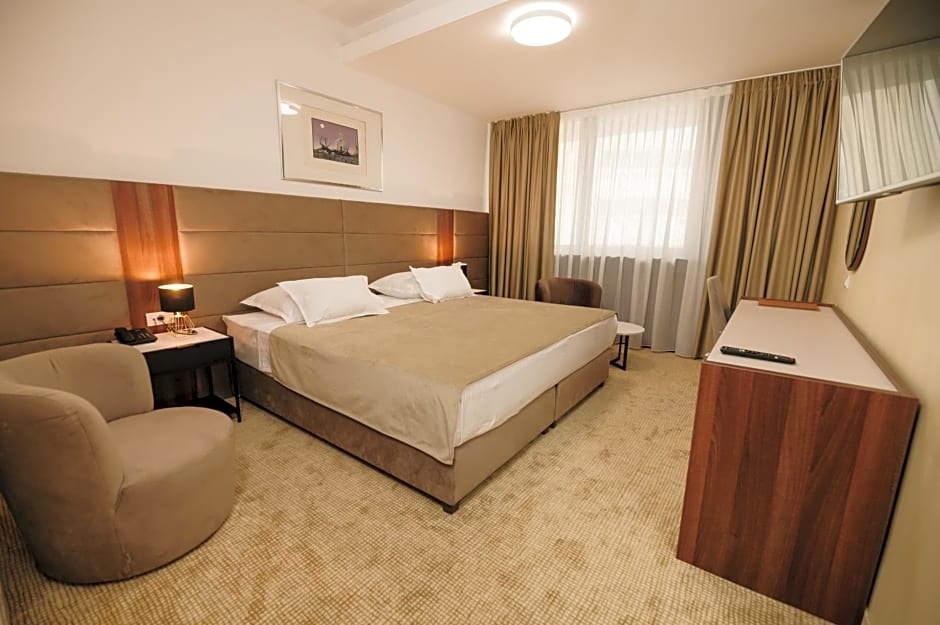 Hotel Slavija Garni