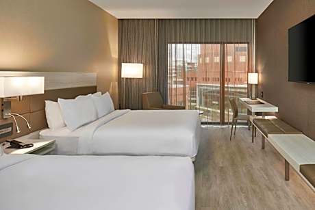 Double Queen Room