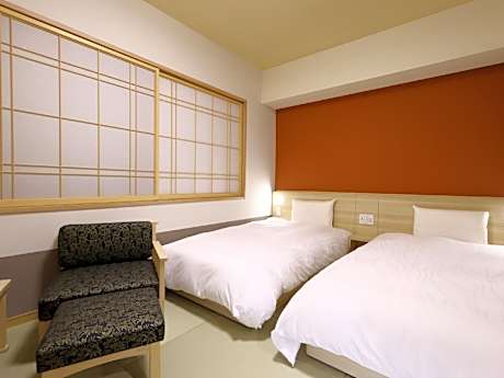 Standard Twin Room - Non-Smoking