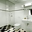 Hotel At the White Lily