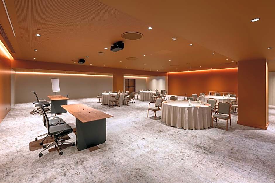 Forte de Gaia, Autograph Collection