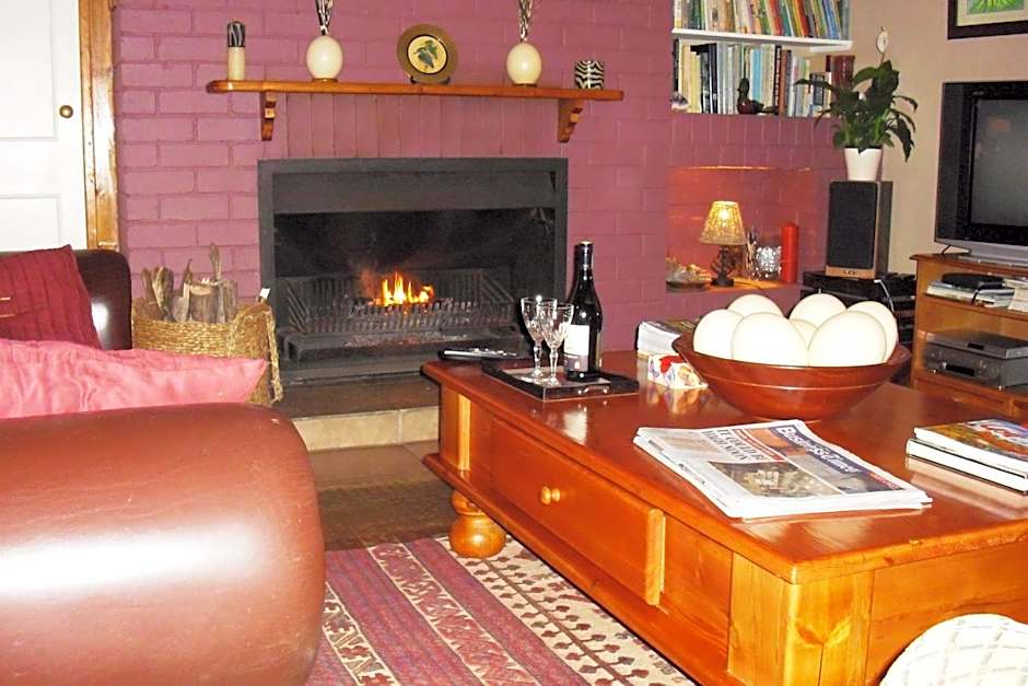 Porcupine Ridge Guest House