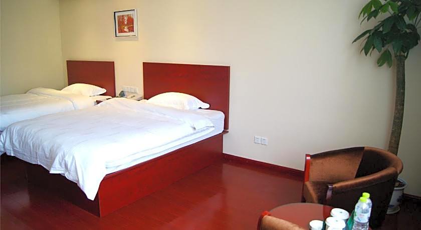 GreenTree Inn Zhenjiang Gaotie Wanda Square Express Hotel