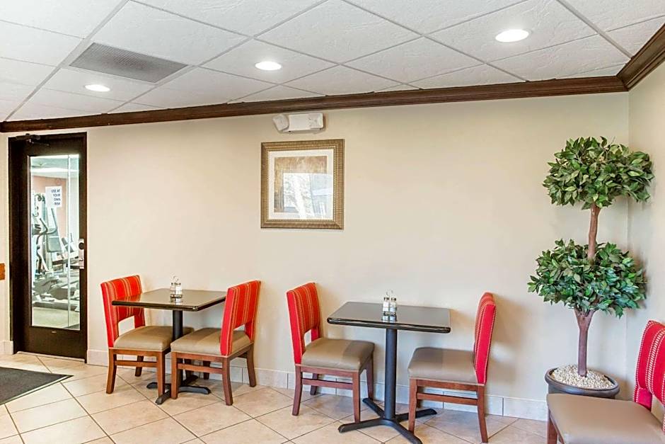 Comfort Inn Franklin Highway 96