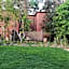 Tranquil House B&B @ 121 Berry St