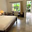 Sari Bunga Hotel - Legian, walking distance to Legian Beach