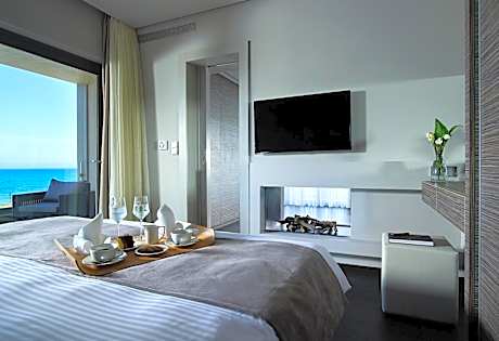 Sea View Suite