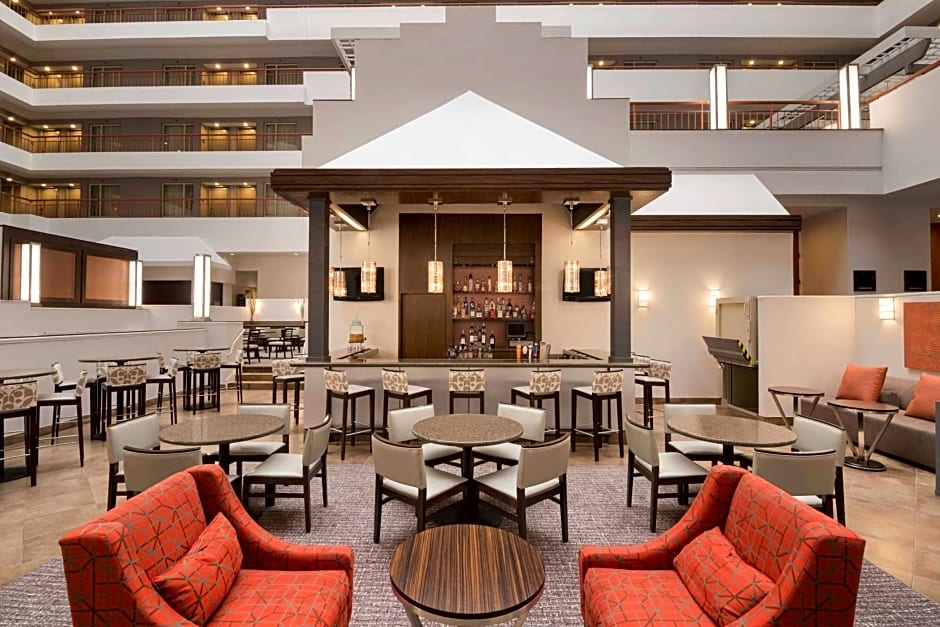 Embassy Suites by Hilton Baltimore-At BWI Airport