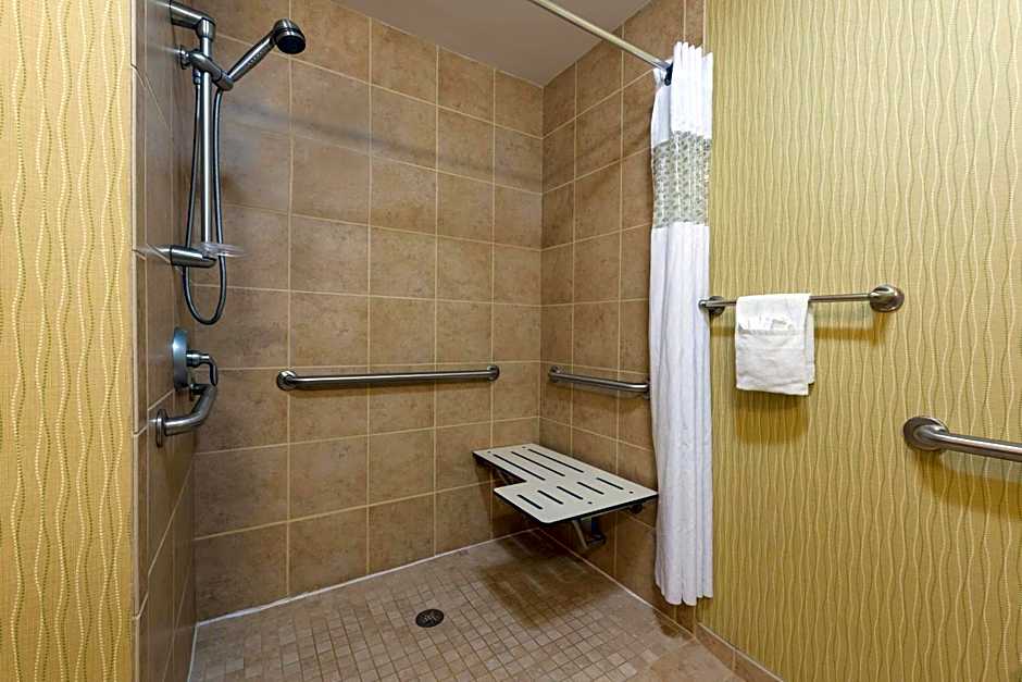 Hampton Inn By Hilton East Lansing