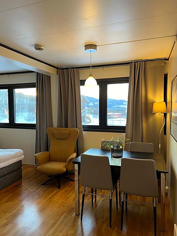 Sandmoen Bed & Breakfast, Free Parking