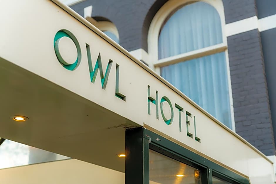 Owl Hotel