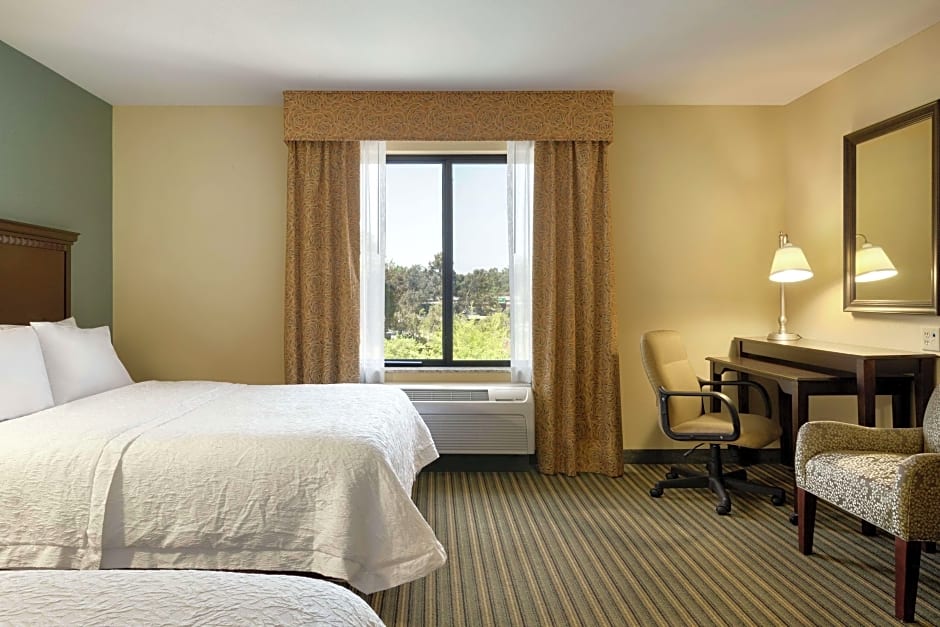 Photo 1 of 10 of 2 Queen Beds, Hearing/Mobility Accessible, Bathtub