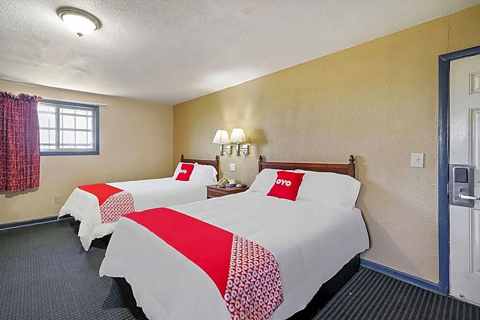 OYO Hotel Luling TX Downtown I-10/US-90